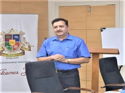 Dr. Mukesh Vyas